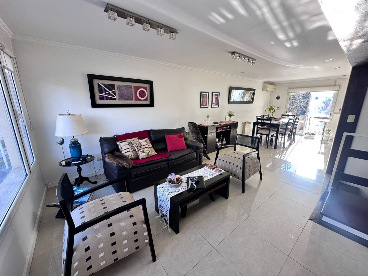 Amplio y moderno Duplex 5 ambientes Barrio Chauvin