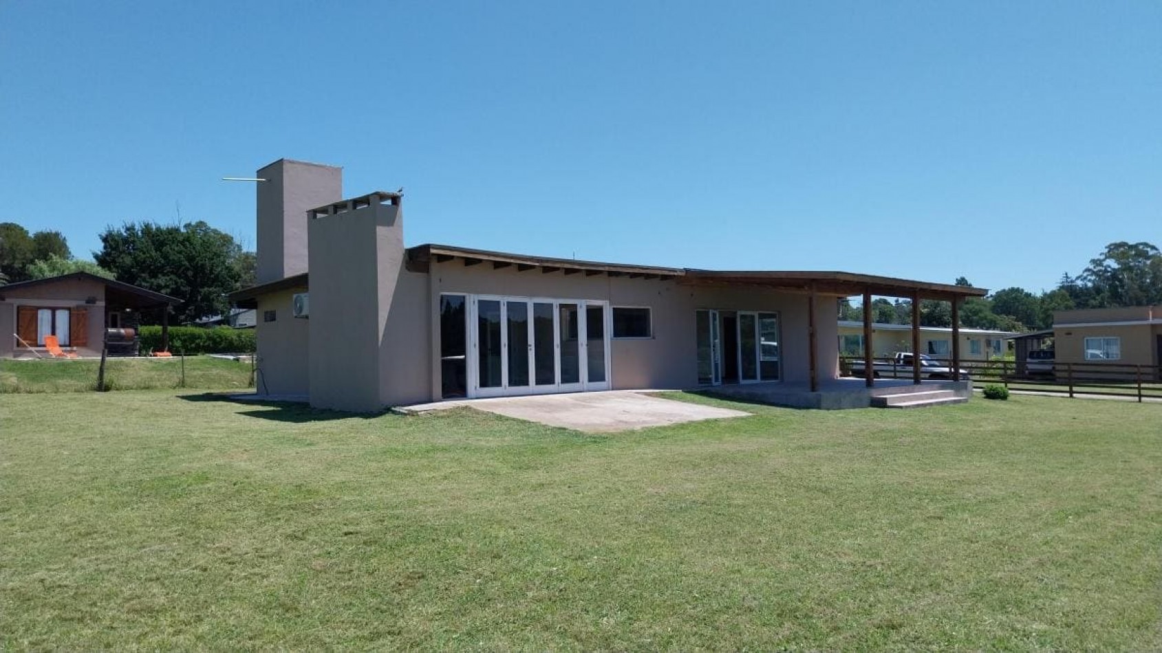 Oportunidad! Casa sobre amplio lote barrio cerrado en Sierra de Los Padres