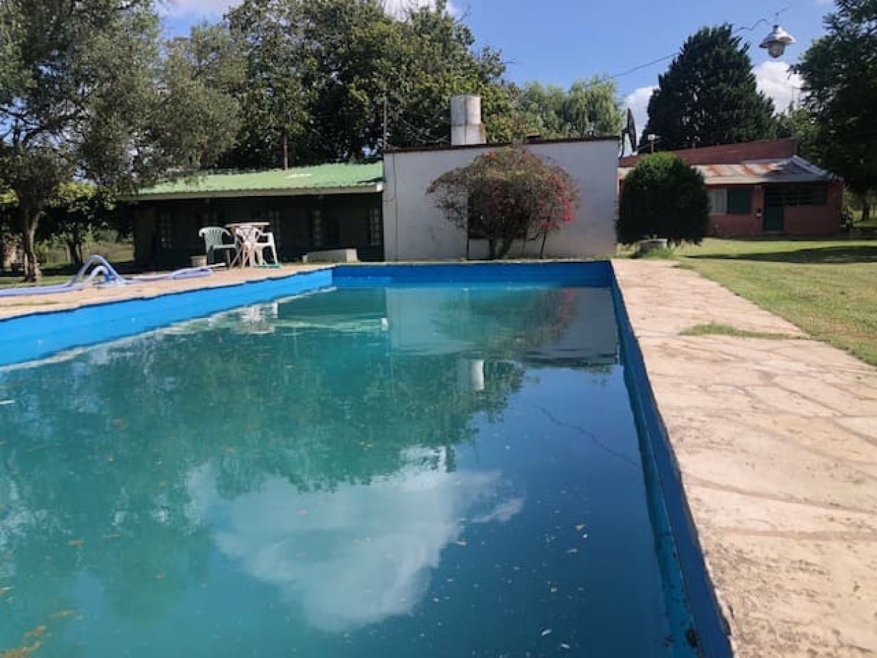 Amplia quinta con pileta, cancha de futbol y sector de sembrado  Batan