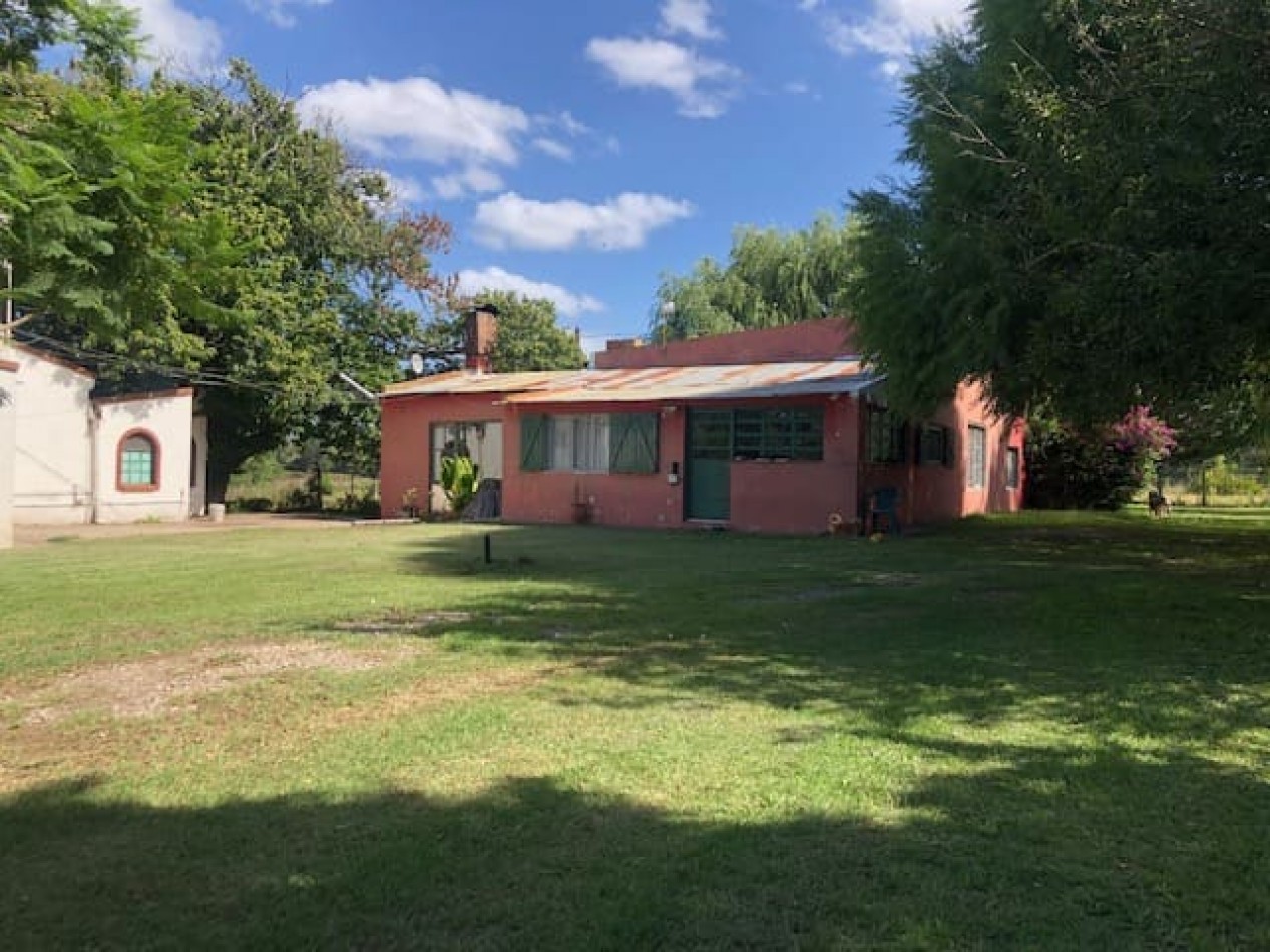 Amplia quinta con pileta, cancha de futbol y sector de sembrado  Batan