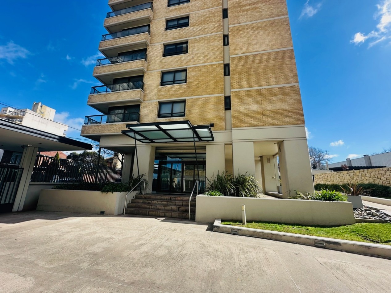 Venta Semipiso 4 ambientes con amenities y vista al mar Playa Grande
