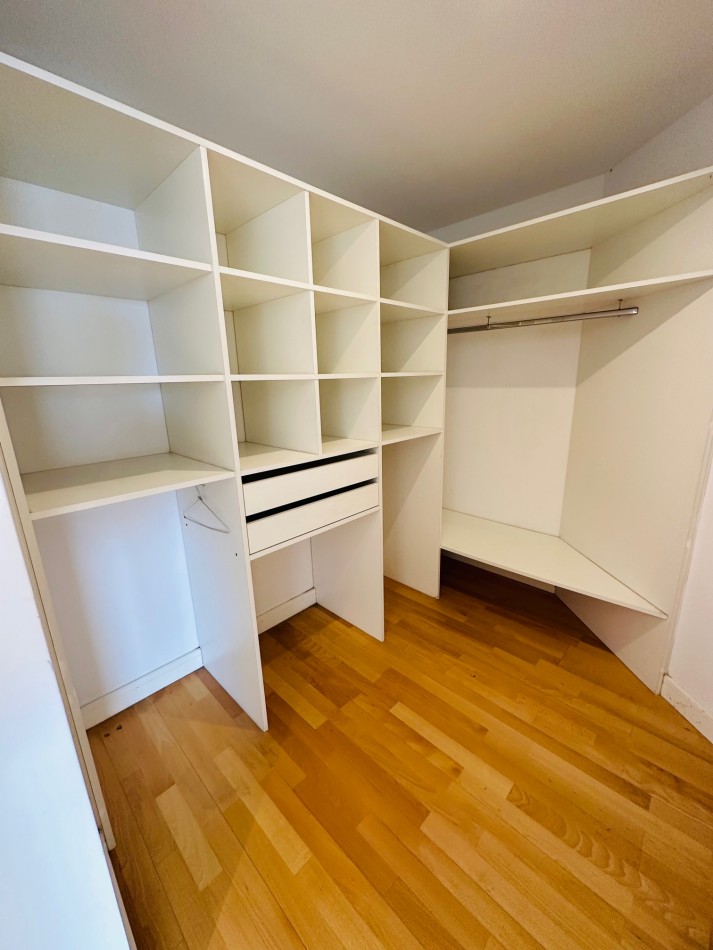 Venta amplio Semipiso con amenities y vista al mar
