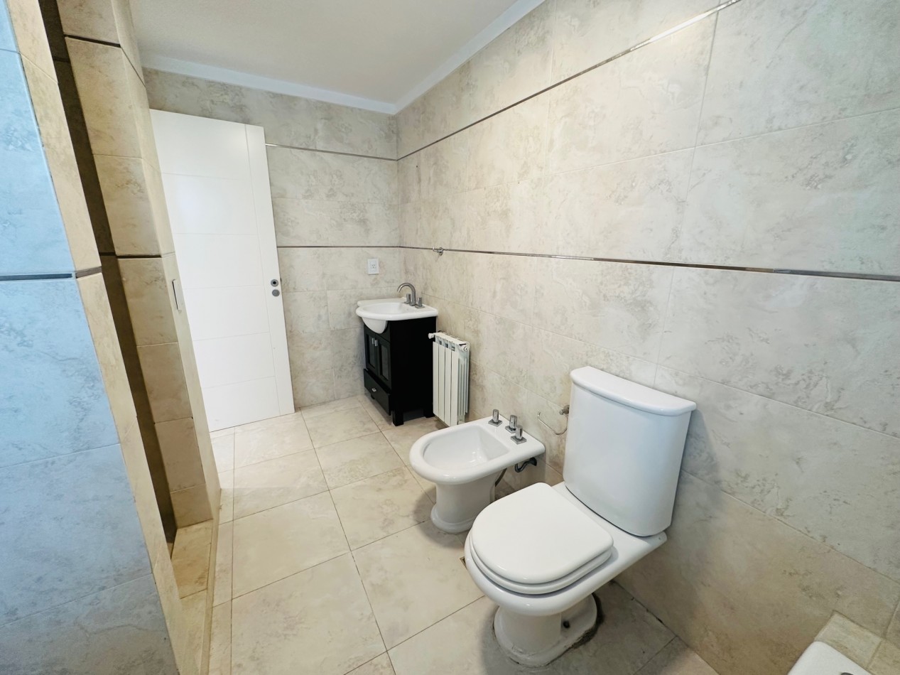 Venta amplio Semipiso con amenities y vista al mar