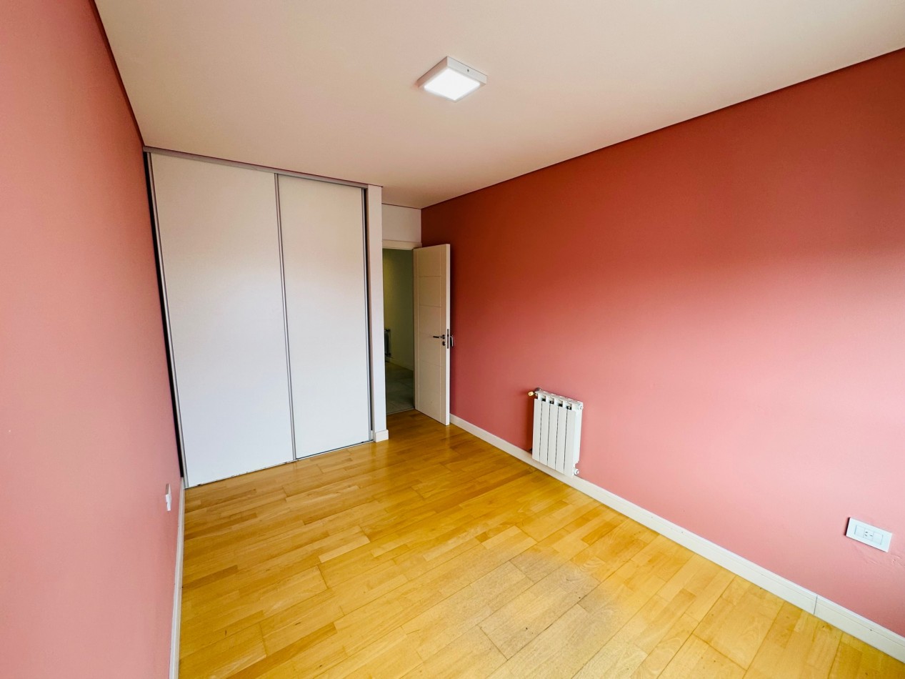 Venta amplio Semipiso con amenities y vista al mar