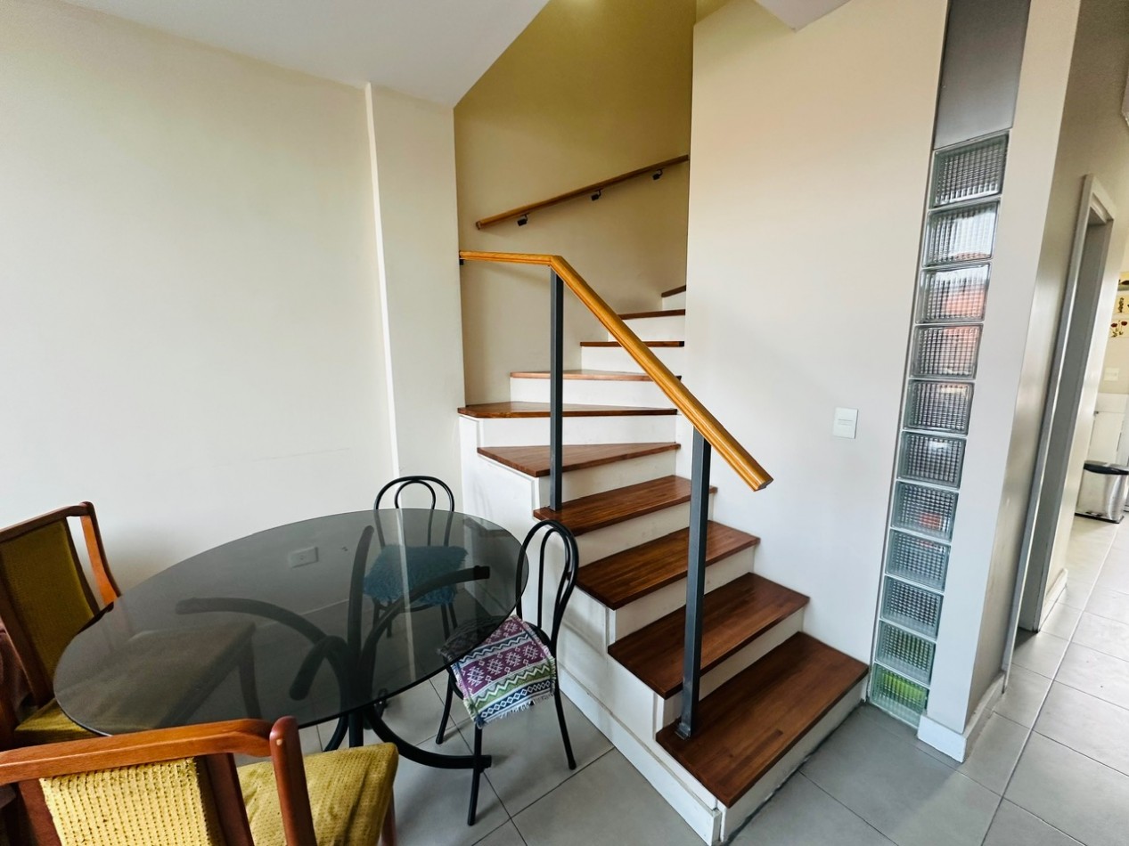 Semipiso moderno en Duplex Barrio Guemes