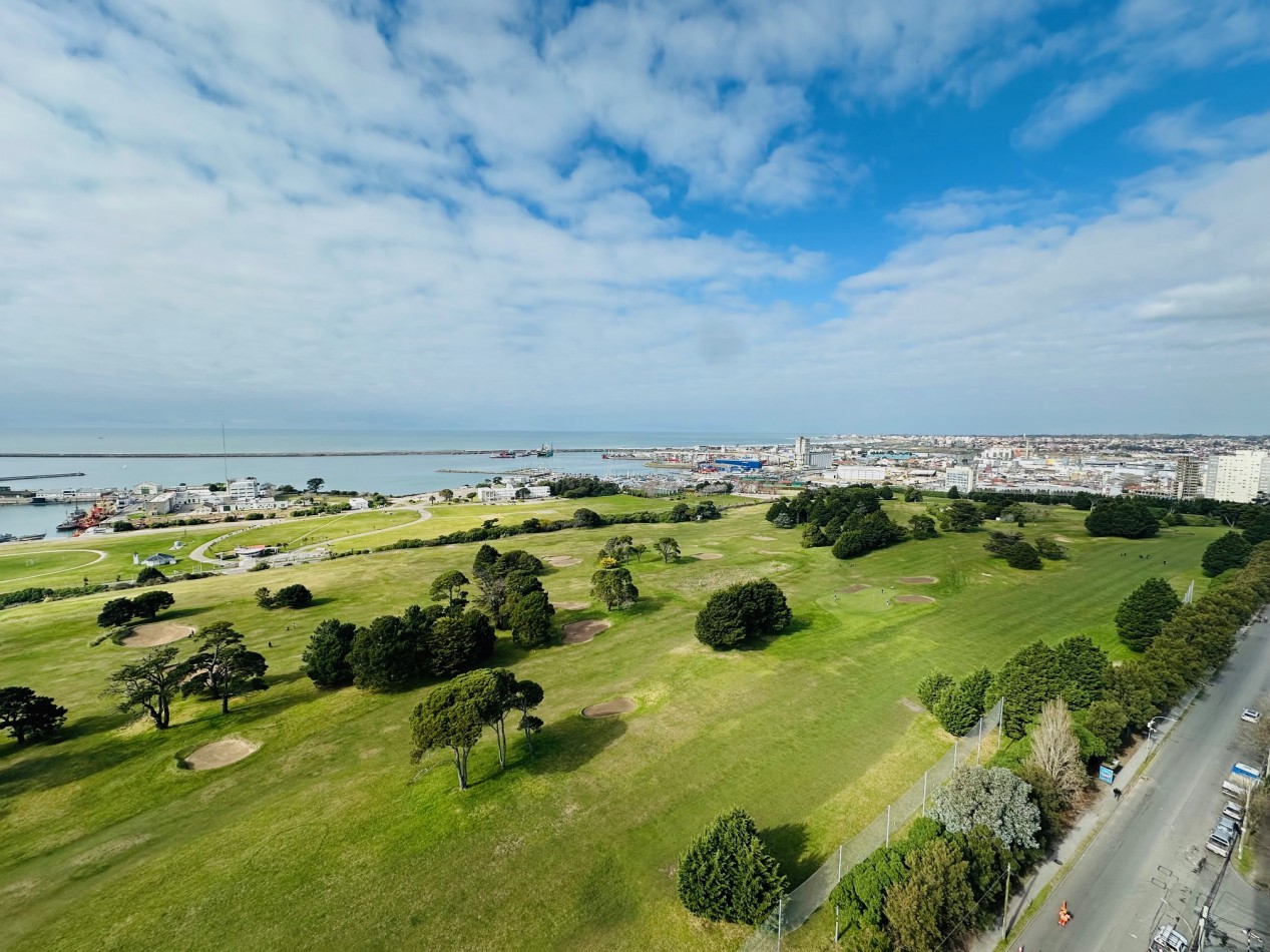 Alquiler Departamento con amenities y vista al mar
