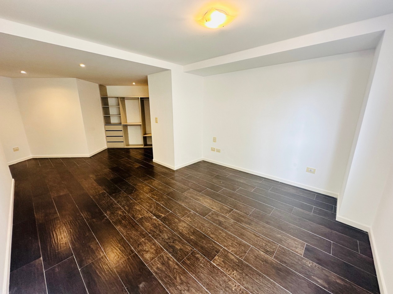 Amplio Departamento 4 ambientes con amenities 2 Cocheras Guemes Residencial