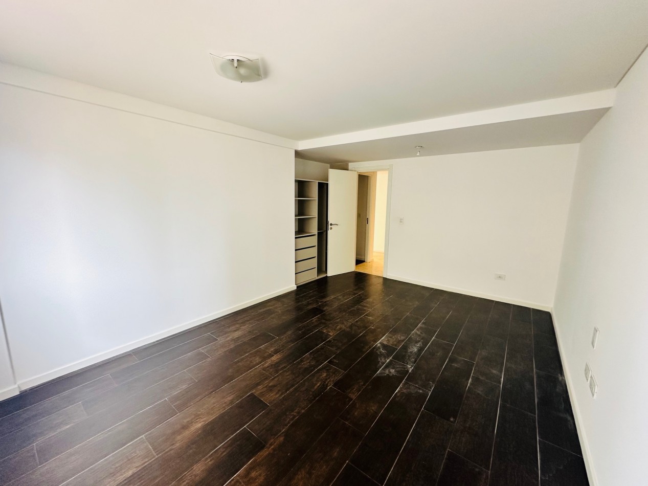 Amplio Departamento 4 ambientes con amenities 2 Cocheras Guemes Residencial