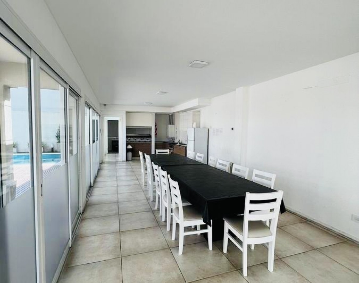 Amplio Departamento 4 ambientes con amenities 2 Cocheras Guemes Residencial