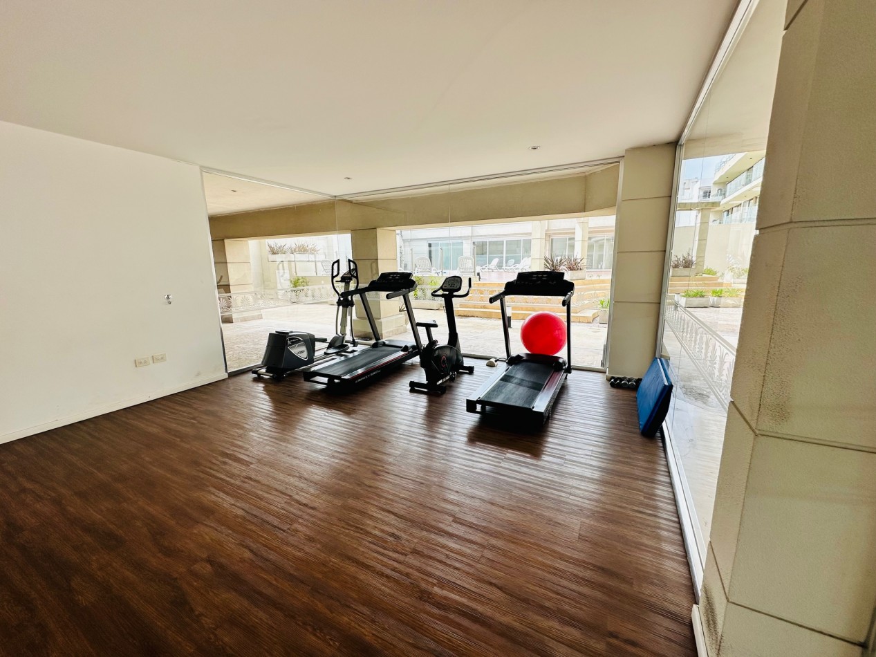 Amplio Departamento 4 ambientes con amenities 2 Cocheras Guemes Residencial