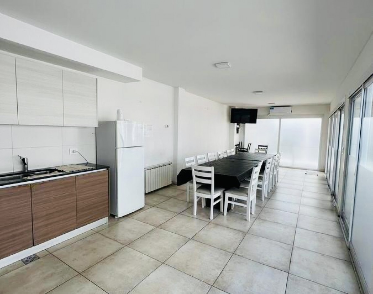 Amplio Departamento 4 ambientes con amenities 2 Cocheras Guemes Residencial