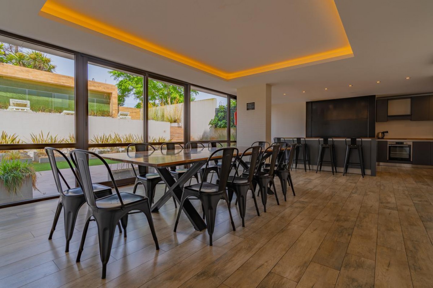 Departamento 4 ambientes con amenities 2 cocheras Playa Grande
