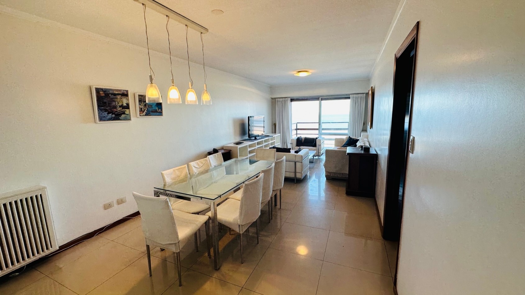 Departamento 3 ambientes mas dependencia, 2 Cocheras vista frente al mar Playa Grande