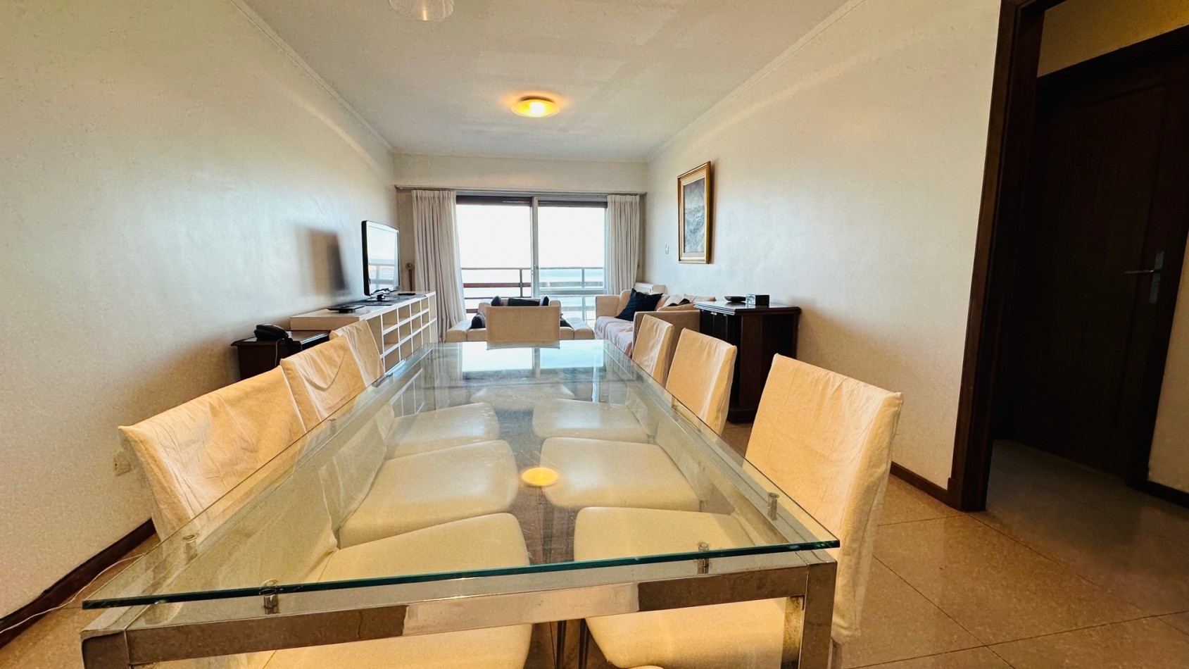 Departamento 3 ambientes mas dependencia, 2 Cocheras vista frente al mar Playa Grande