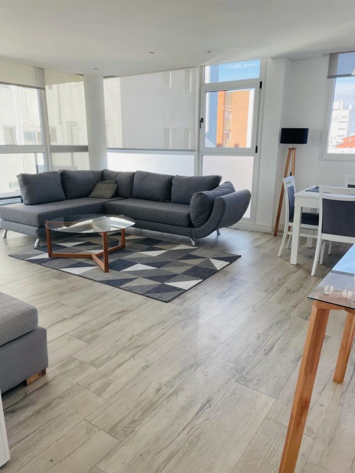 Departamento de categoria con vista frente al mar y amenities Playa Varese