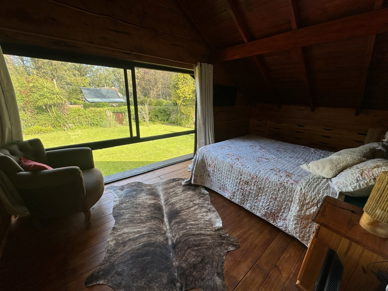 Casa desarrollada sobre dos amplios lotes Bosque P. Ramos