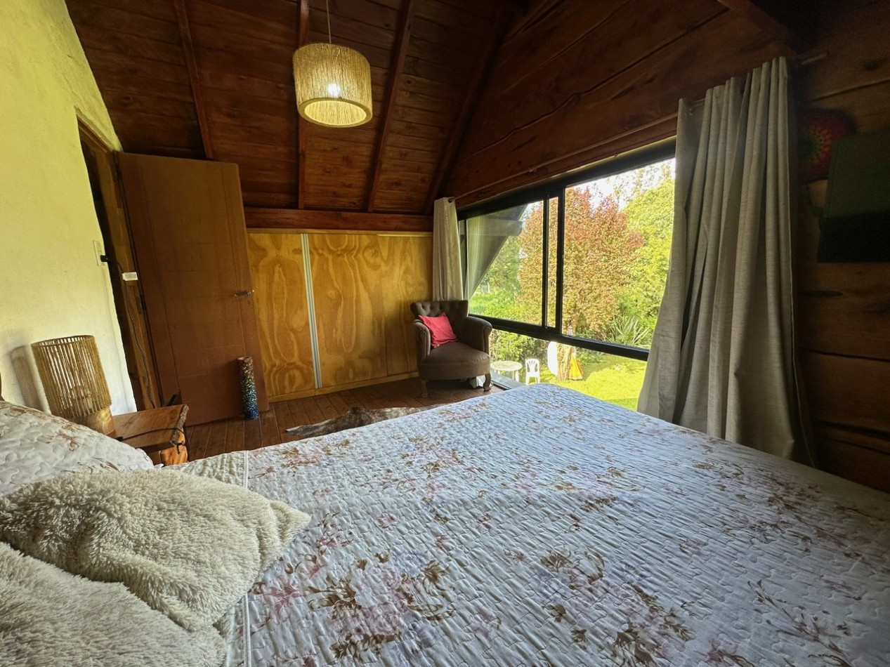 Casa desarrollada sobre dos amplios lotes Bosque P. Ramos