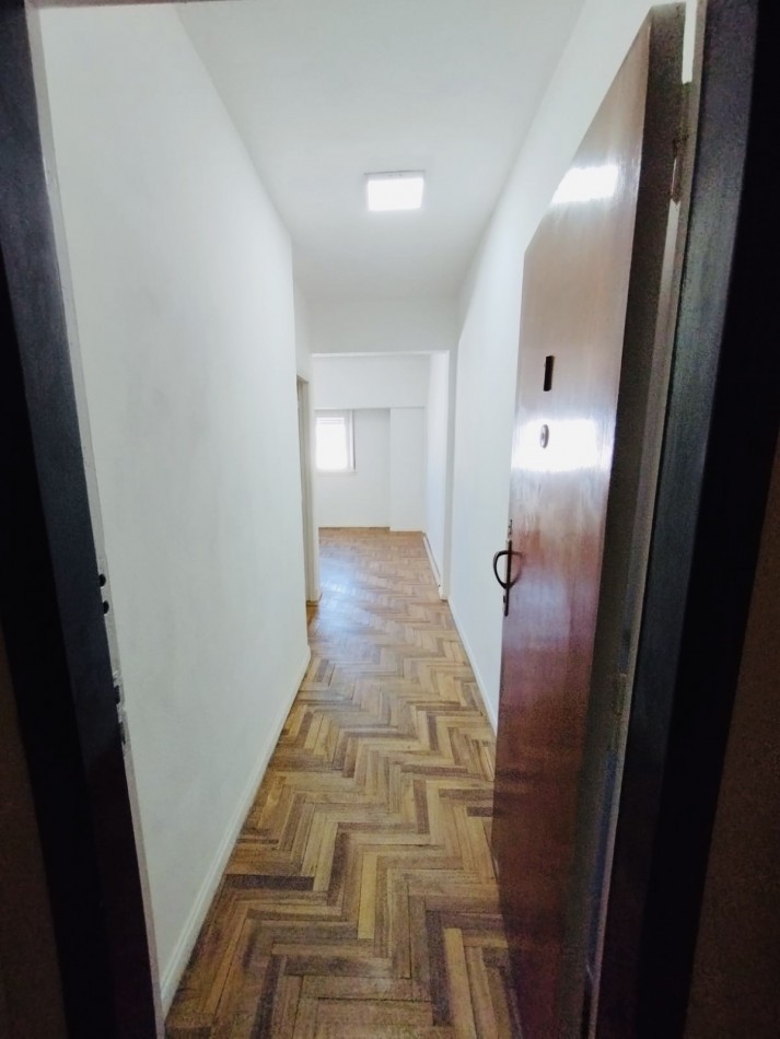 Departamento 3 ambientes con vista al frente barrio Chauvin