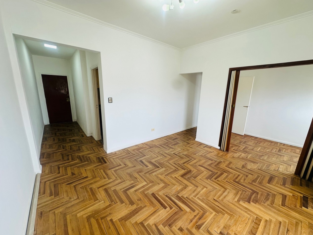 Departamento 3 ambientes con vista al frente barrio Chauvin