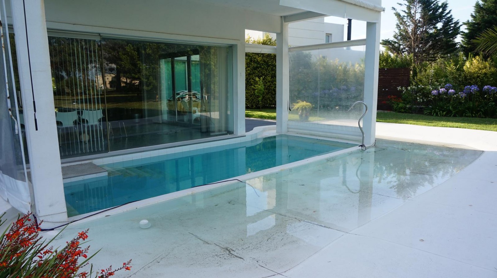 Amplia Casa sobre Lote unico de 1250 mts2 barrio privado Rumenco