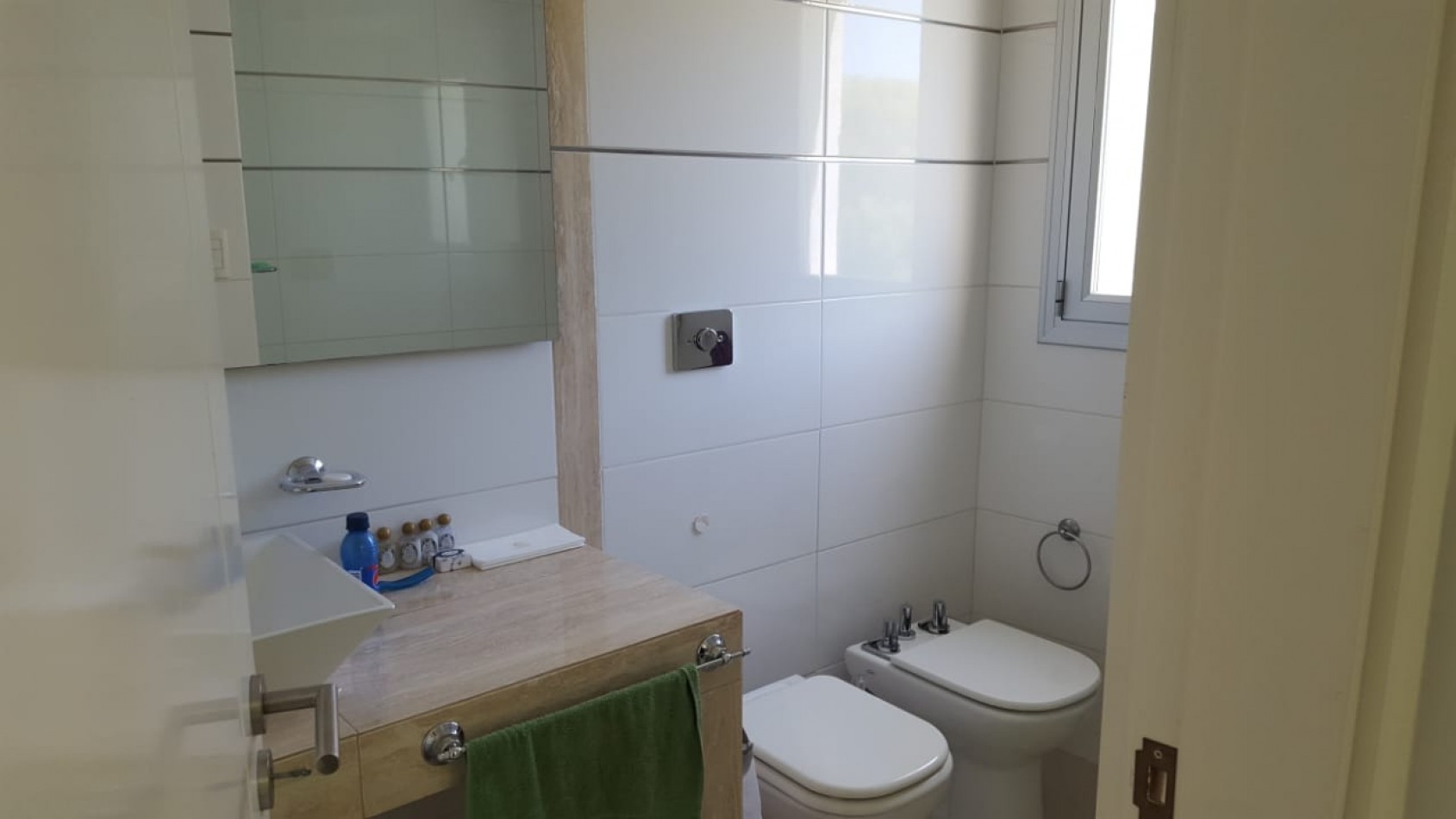 Amplia Casa sobre Lote unico de 1250 mts2 barrio privado Rumenco