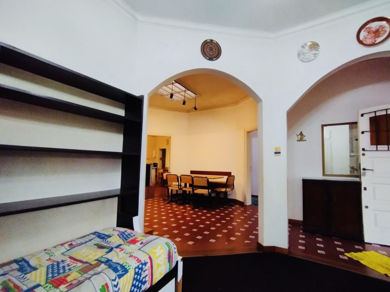 Chalet de estilo Marplatense barrio Parque Luro a metros del mar