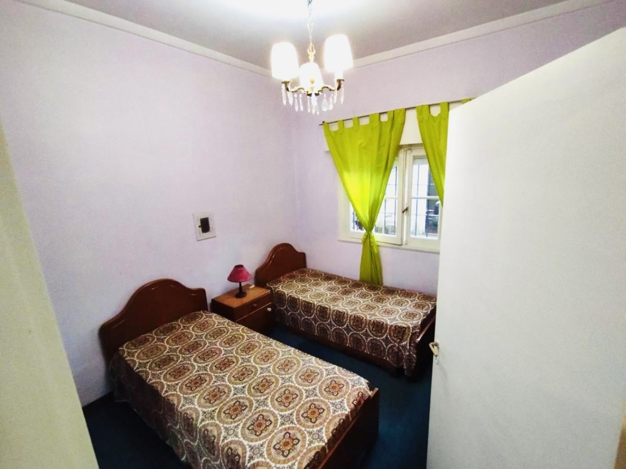 Chalet de estilo Marplatense barrio Parque Luro a metros del mar