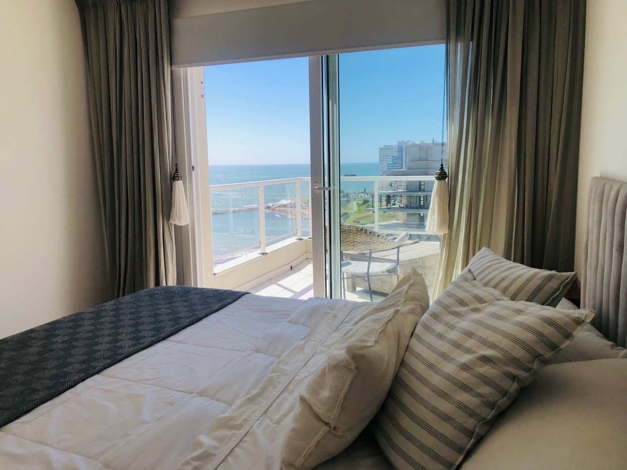 Piso en duplex con quincho, solarium y jacuzzi privado Playa Varese