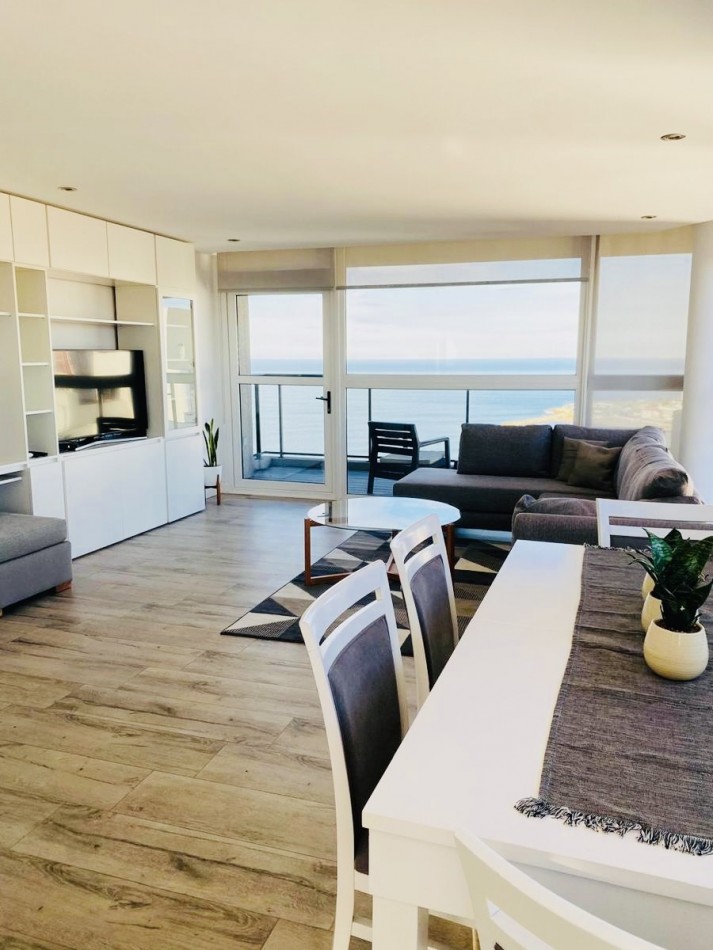 Departamento de categoria con amenities frente al mar Playa Varese
