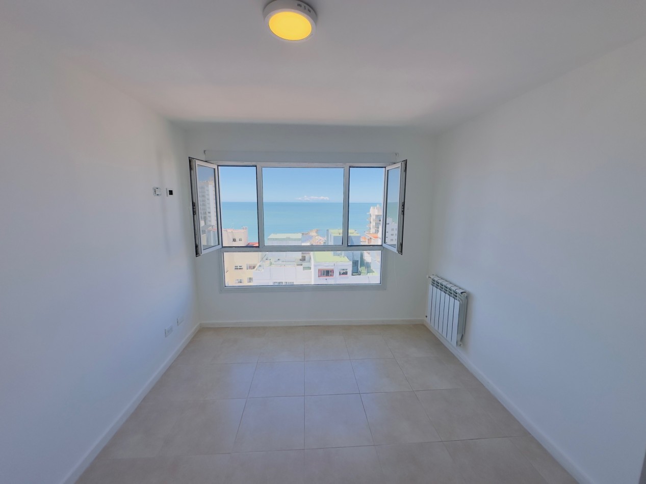 Departamento con cochera muy luminoso vista parcial al mar La Perla