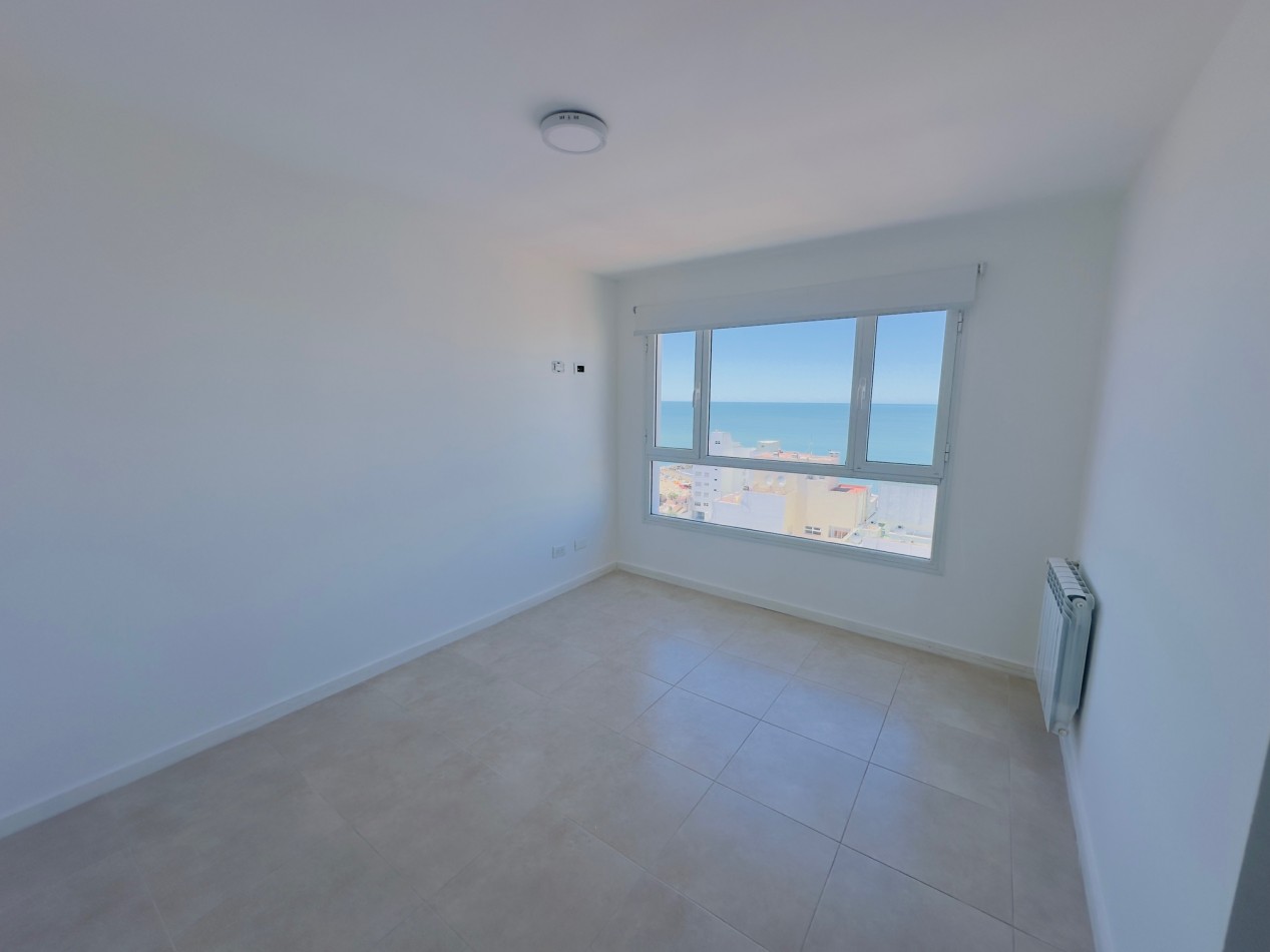 Departamento con cochera muy luminoso vista parcial al mar La Perla