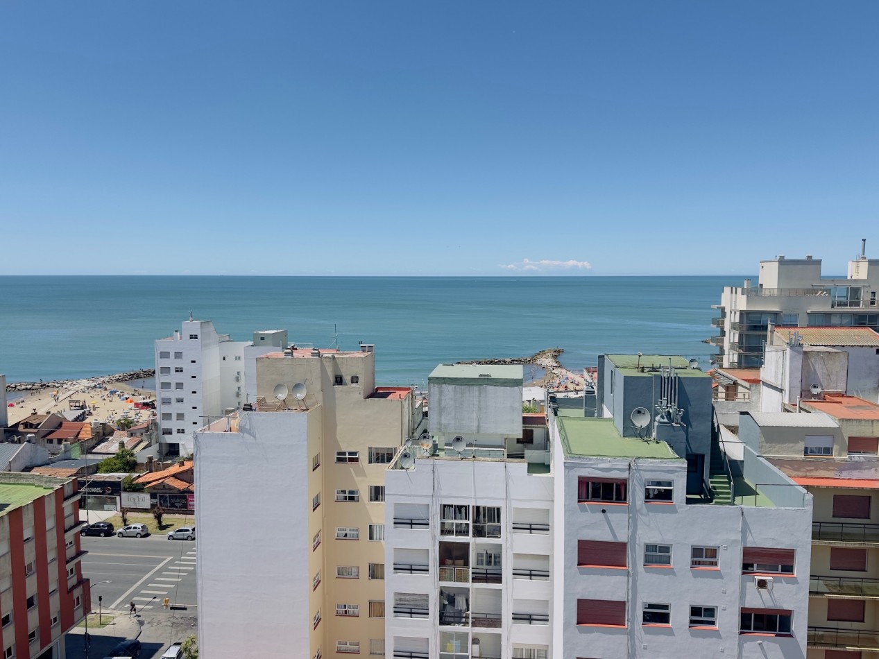 Departamento con cochera muy luminoso vista parcial al mar La Perla