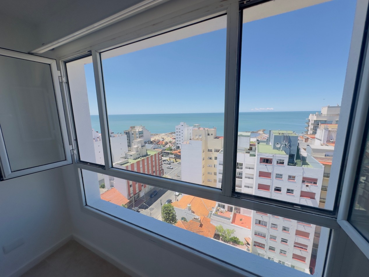 Departamento con cochera muy luminoso vista parcial al mar La Perla