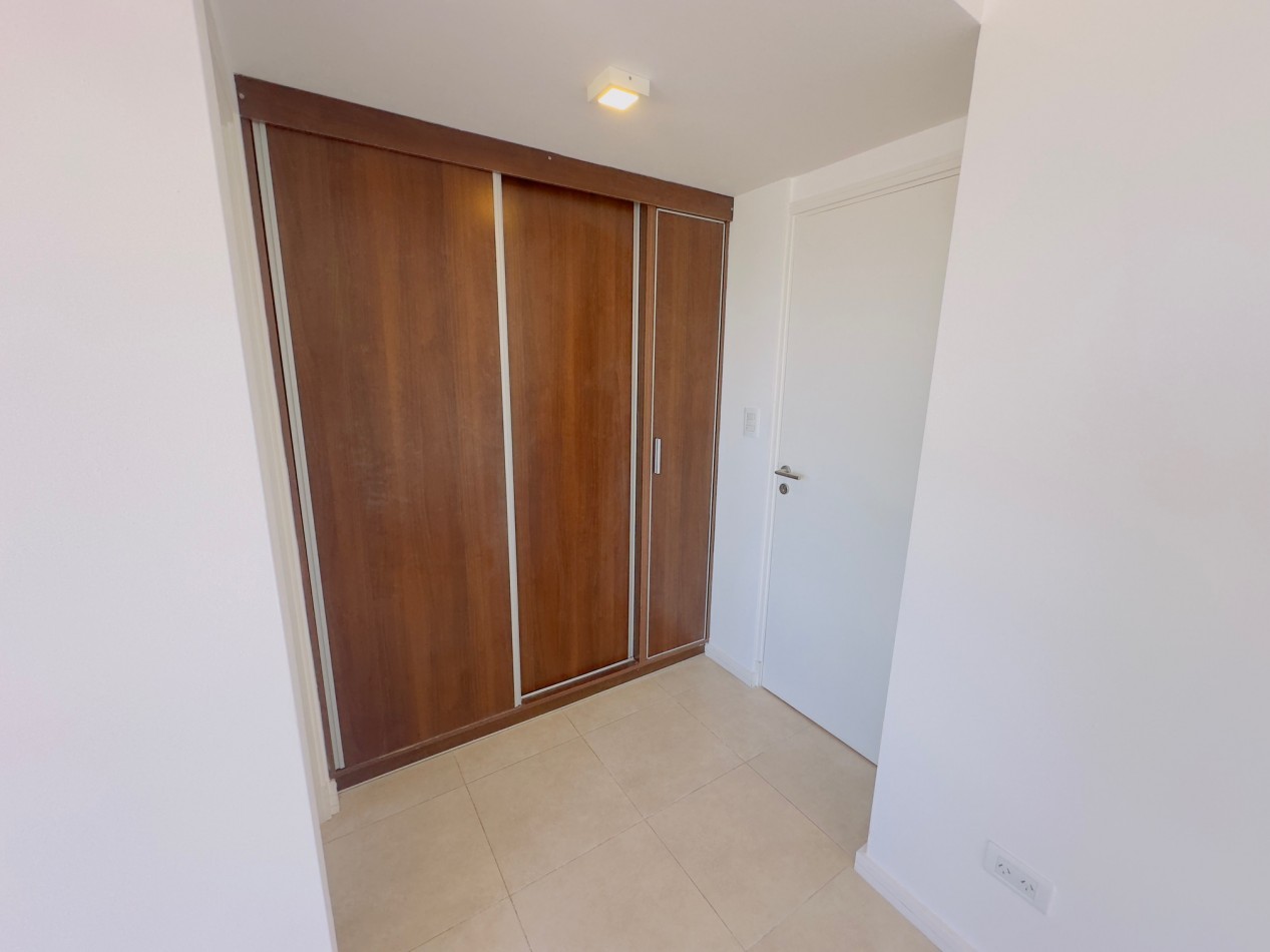 Departamento con cochera muy luminoso vista parcial al mar La Perla