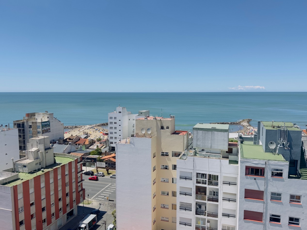 Departamento con cochera muy luminoso vista parcial al mar La Perla