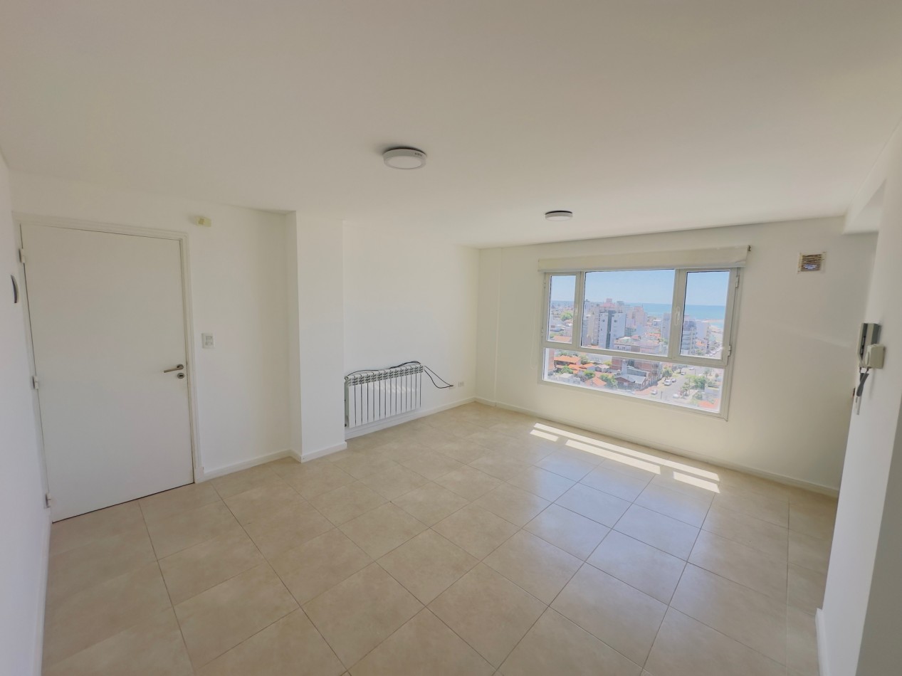 Departamento con cochera muy luminoso vista parcial al mar La Perla