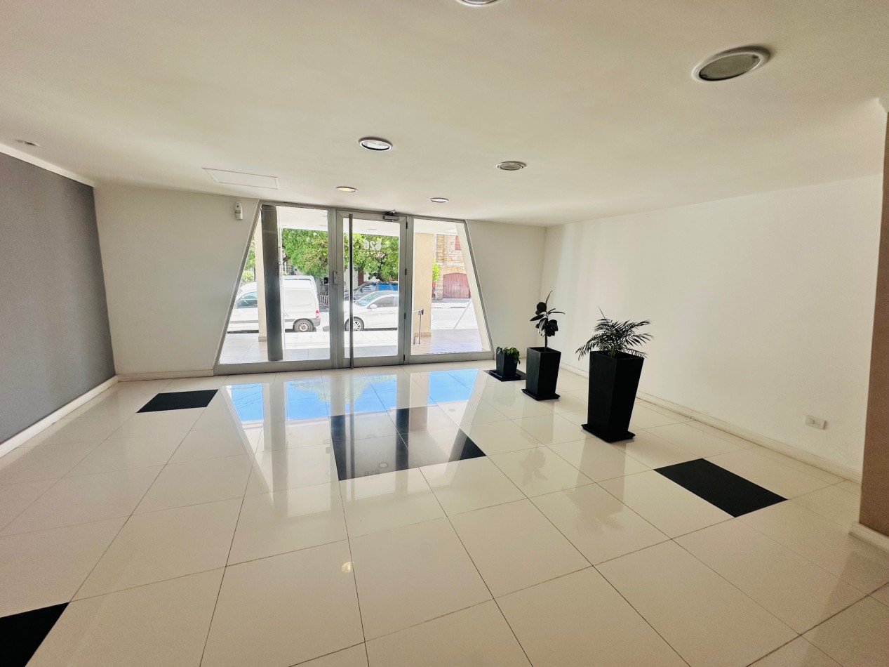 Departamento con cochera muy luminoso vista parcial al mar La Perla