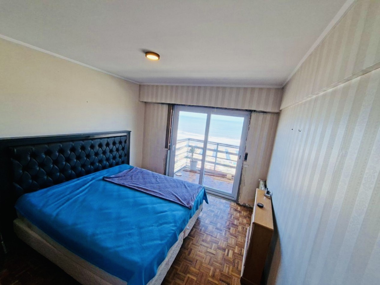 Departamento 3 Ambientes con dependencia, cochera y baulera frente al mar Playa Grande