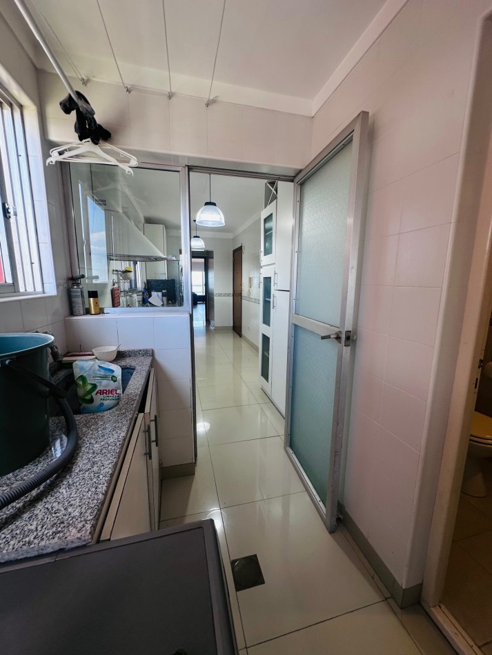 Departamento 3 Ambientes con dependencia, cochera y baulera frente al mar Playa Grande