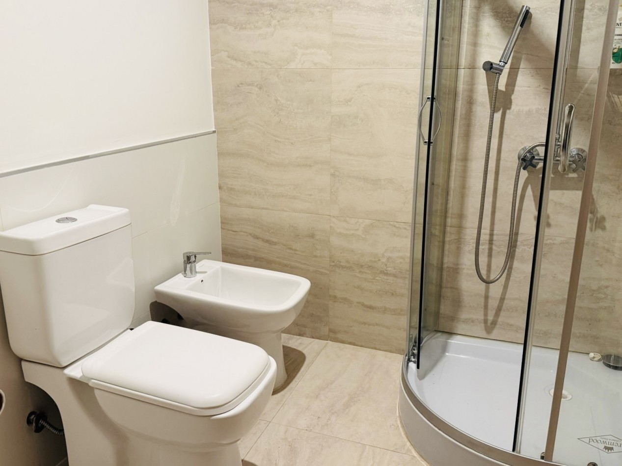 Departamento moderno dos ambientes con cochera y vista al mar