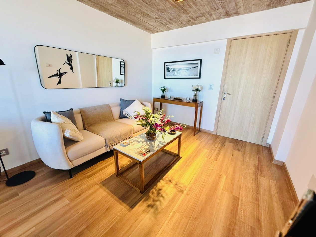 Departamento moderno dos ambientes con cochera y vista al mar