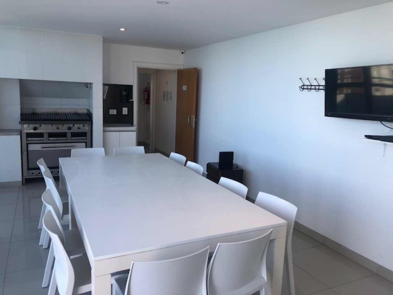 Semipiso 3 ambientes con vista al mar Playa Chica