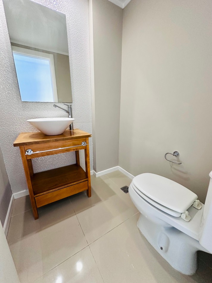 Semipiso moderno 2 ambientes con cochera y amenities