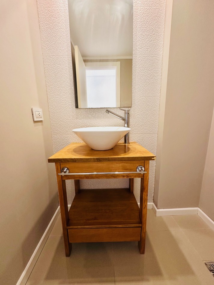 Semipiso moderno 2 ambientes con cochera y amenities