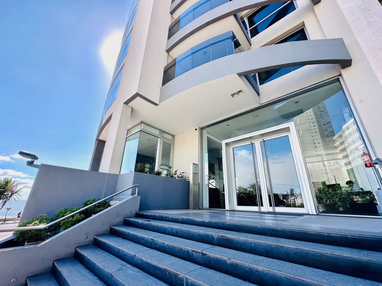 Departamento moderno 3 ambientes, 2 cocheras y amenities frente al mar