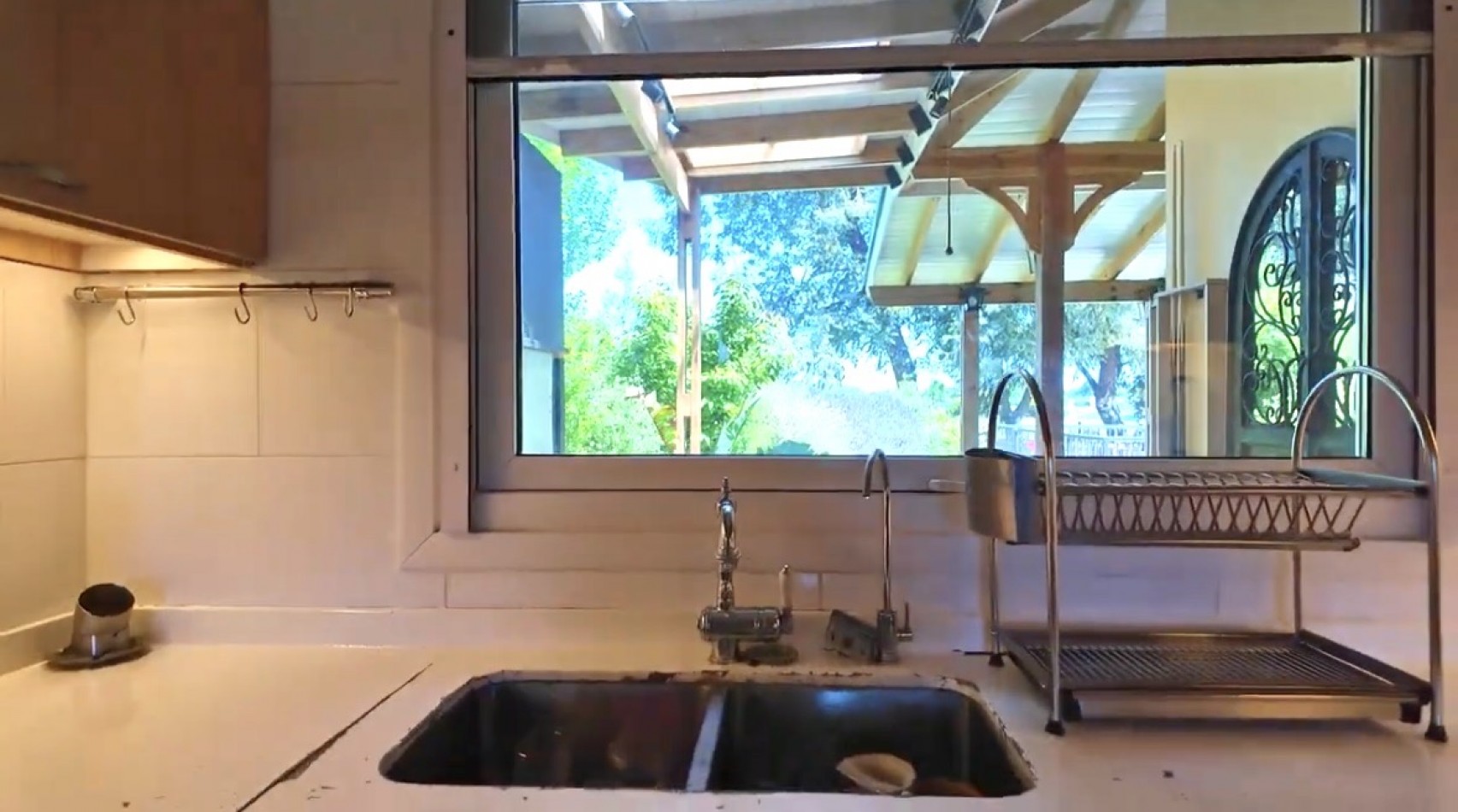 Amplia Casa con pileta barrio privado Arenas del Sur