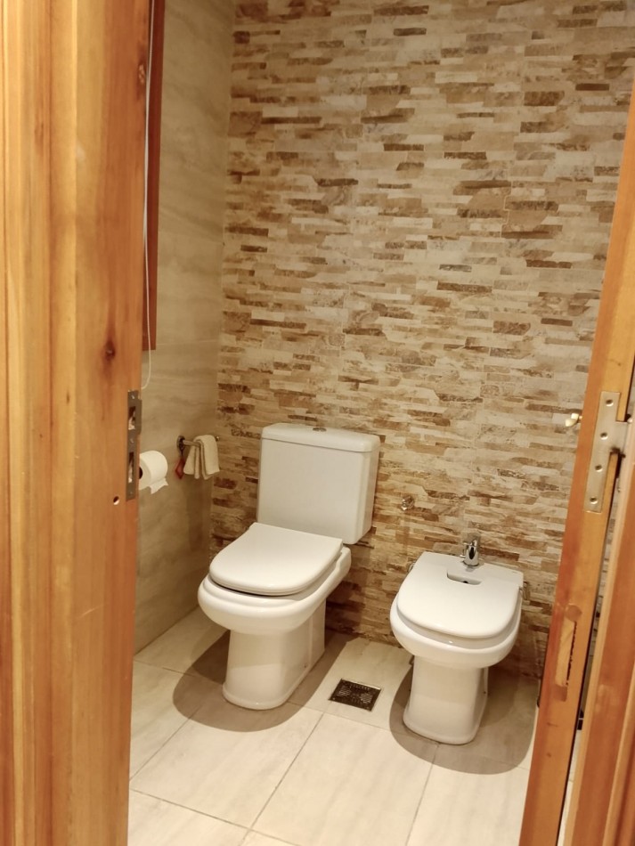 Amplia Casa con pileta barrio privado Arenas del Sur