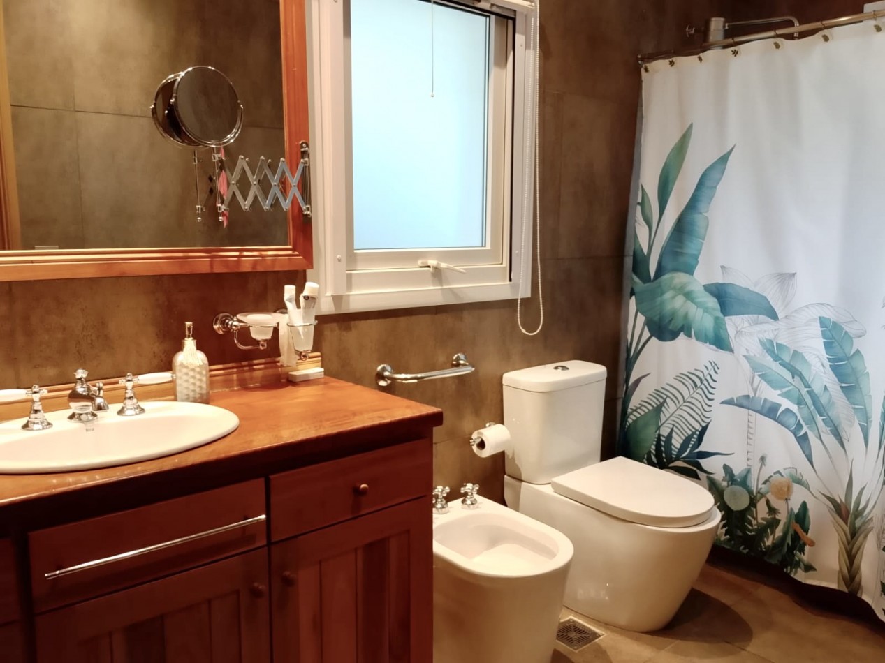 Amplia Casa con pileta barrio privado Arenas del Sur