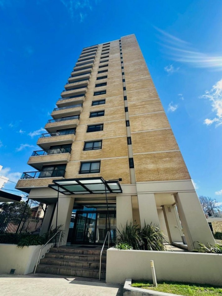 Venta Semipiso 4 ambientes con amenities y vista al mar Playa Grande