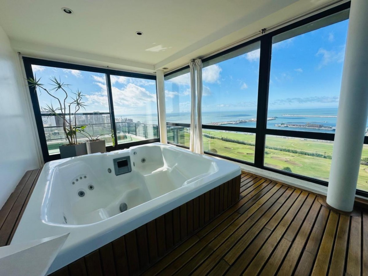 Venta Semipiso 4 ambientes con amenities y vista al mar Playa Grande